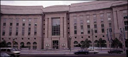 minority-report-regan_building