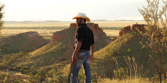 Aaron Pedersen in Mystery Road